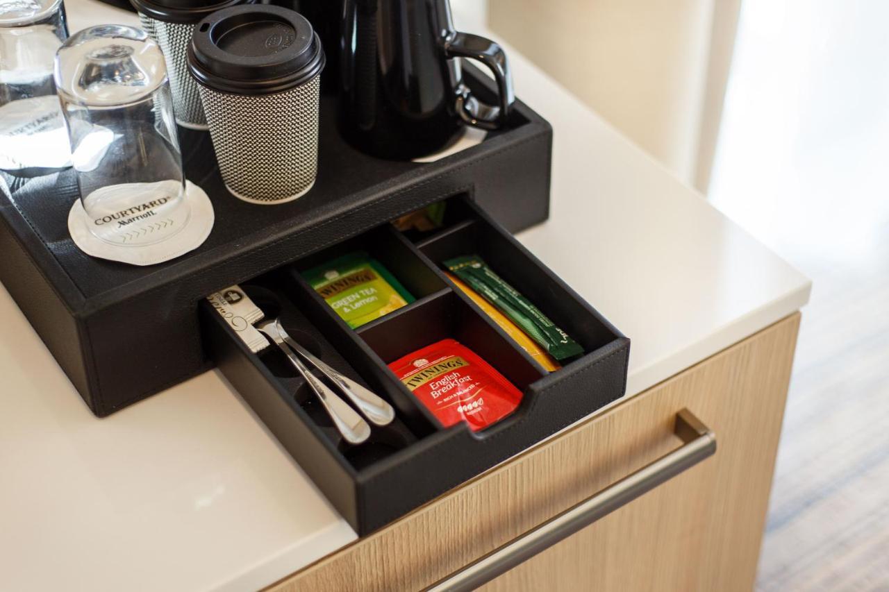 Courtyard By Marriott Vilnius City Center Ngoại thất bức ảnh