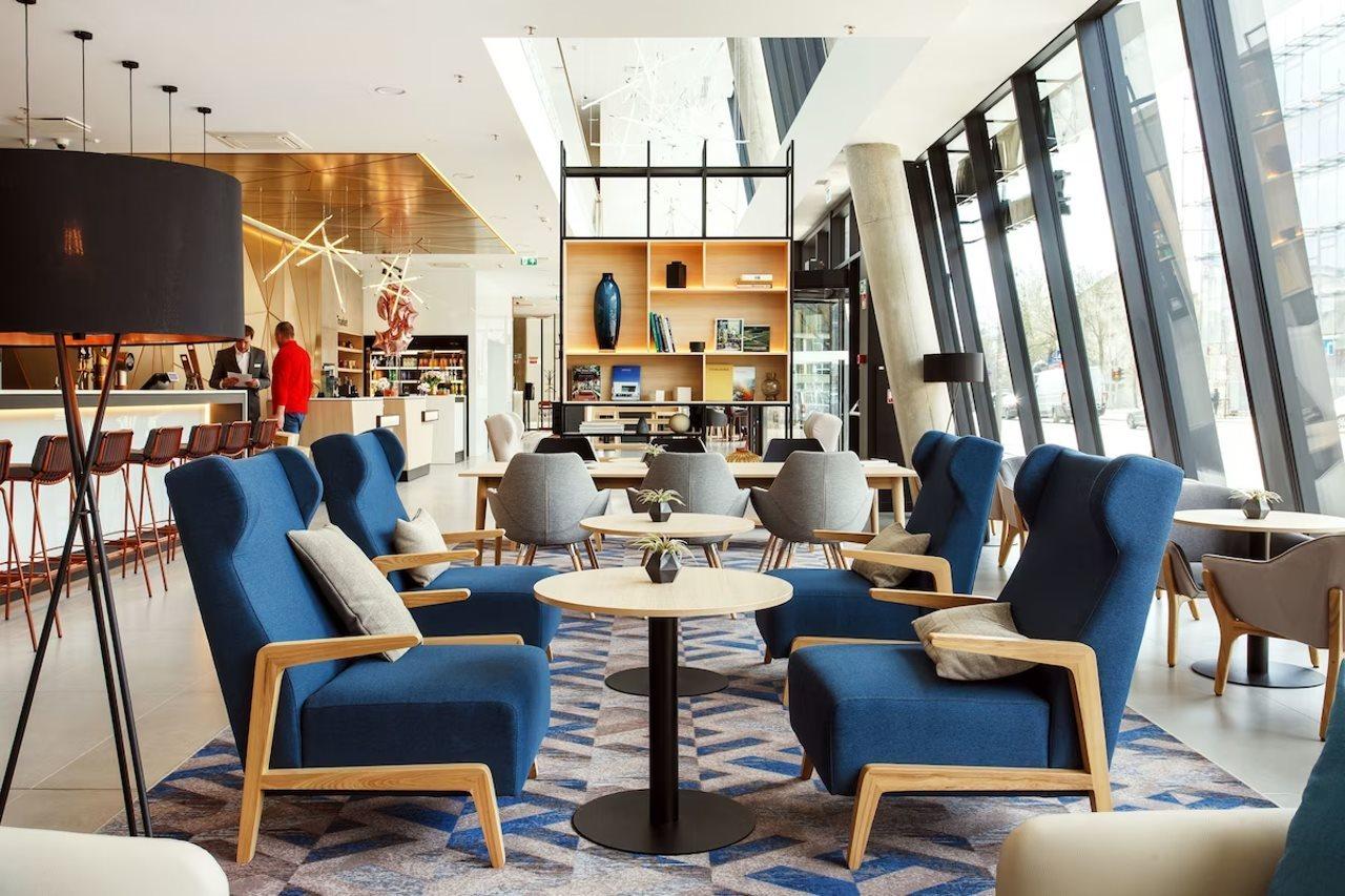 Courtyard By Marriott Vilnius City Center Ngoại thất bức ảnh