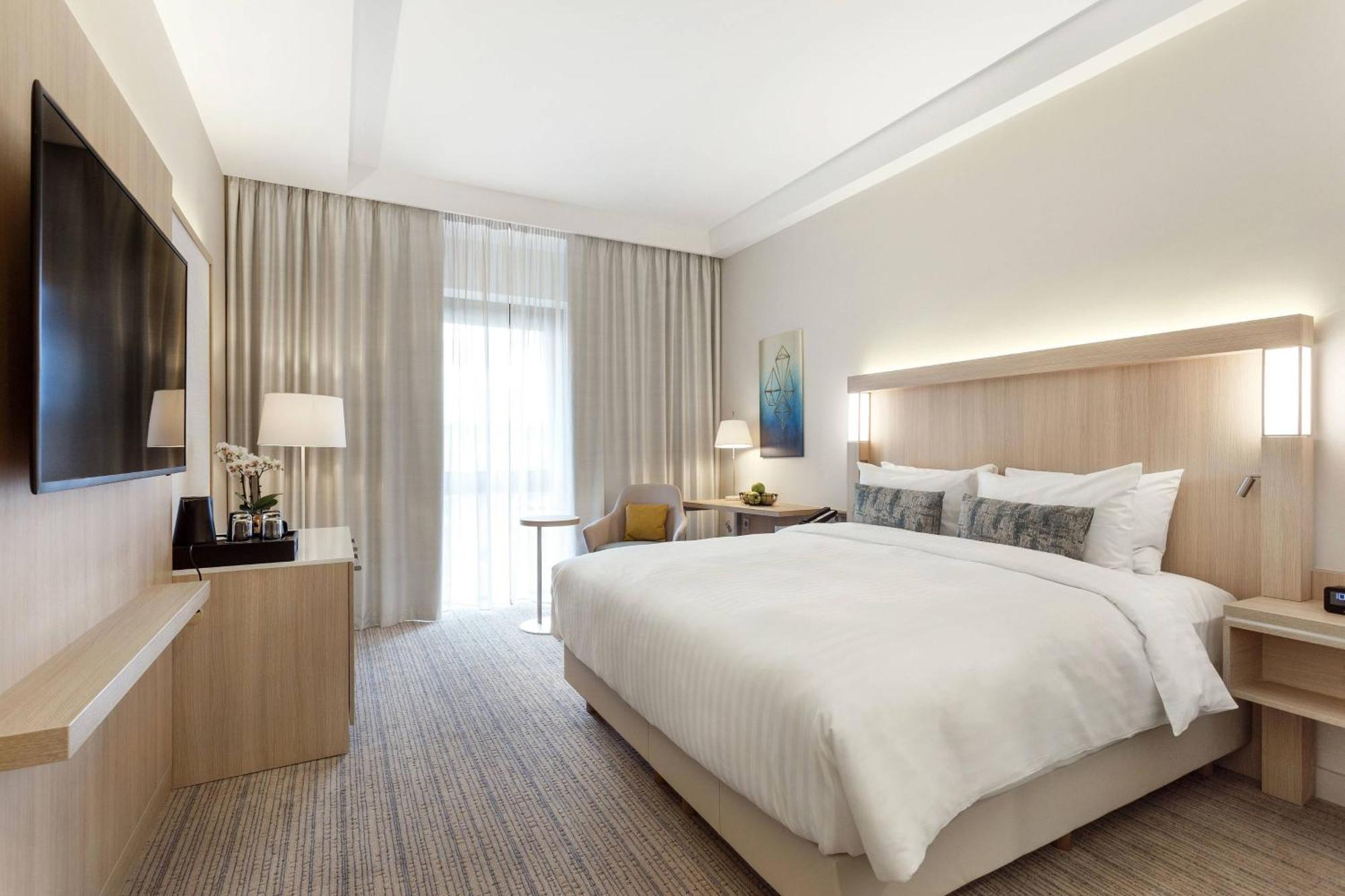 Courtyard By Marriott Vilnius City Center Ngoại thất bức ảnh