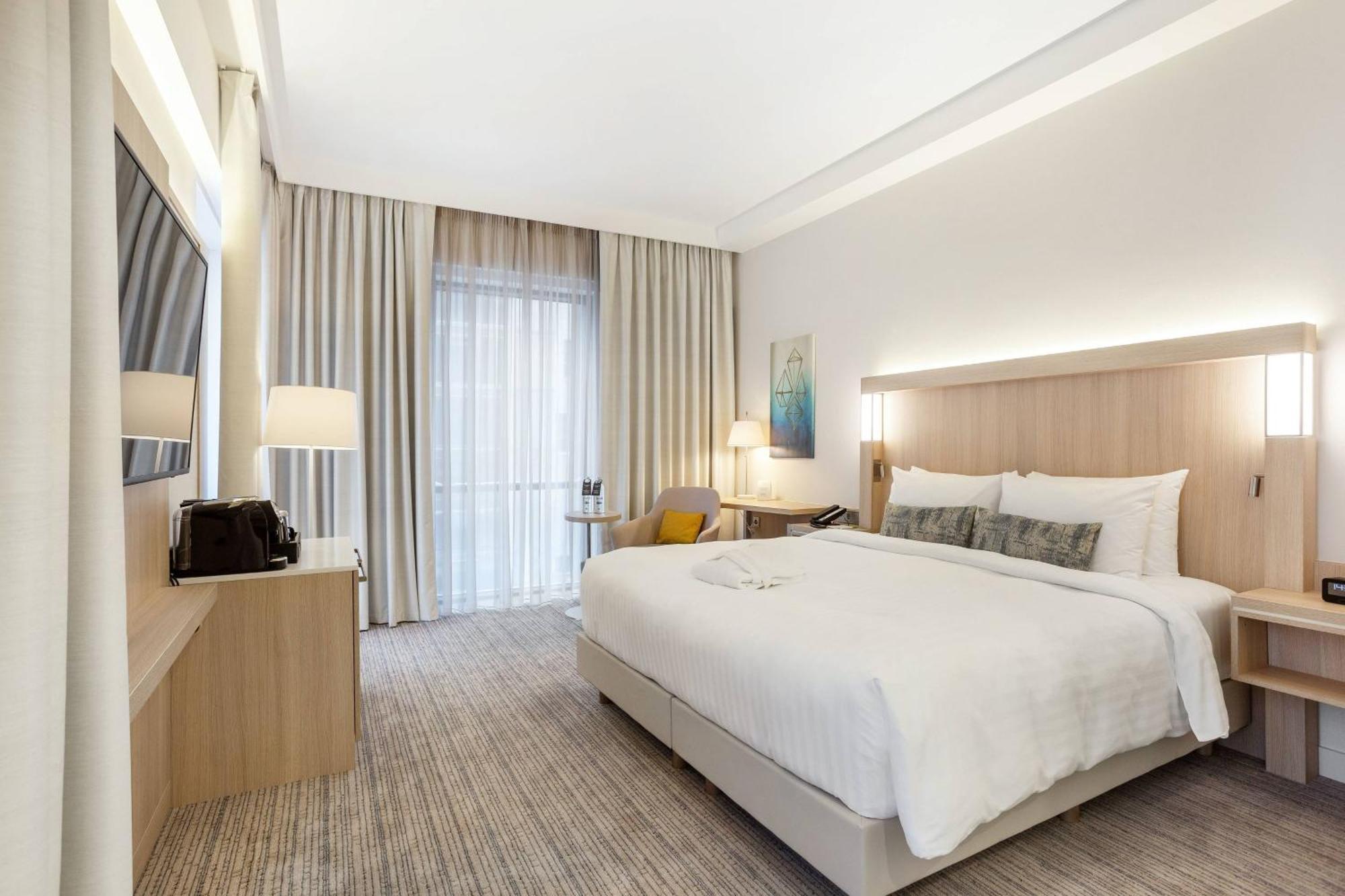 Courtyard By Marriott Vilnius City Center Ngoại thất bức ảnh