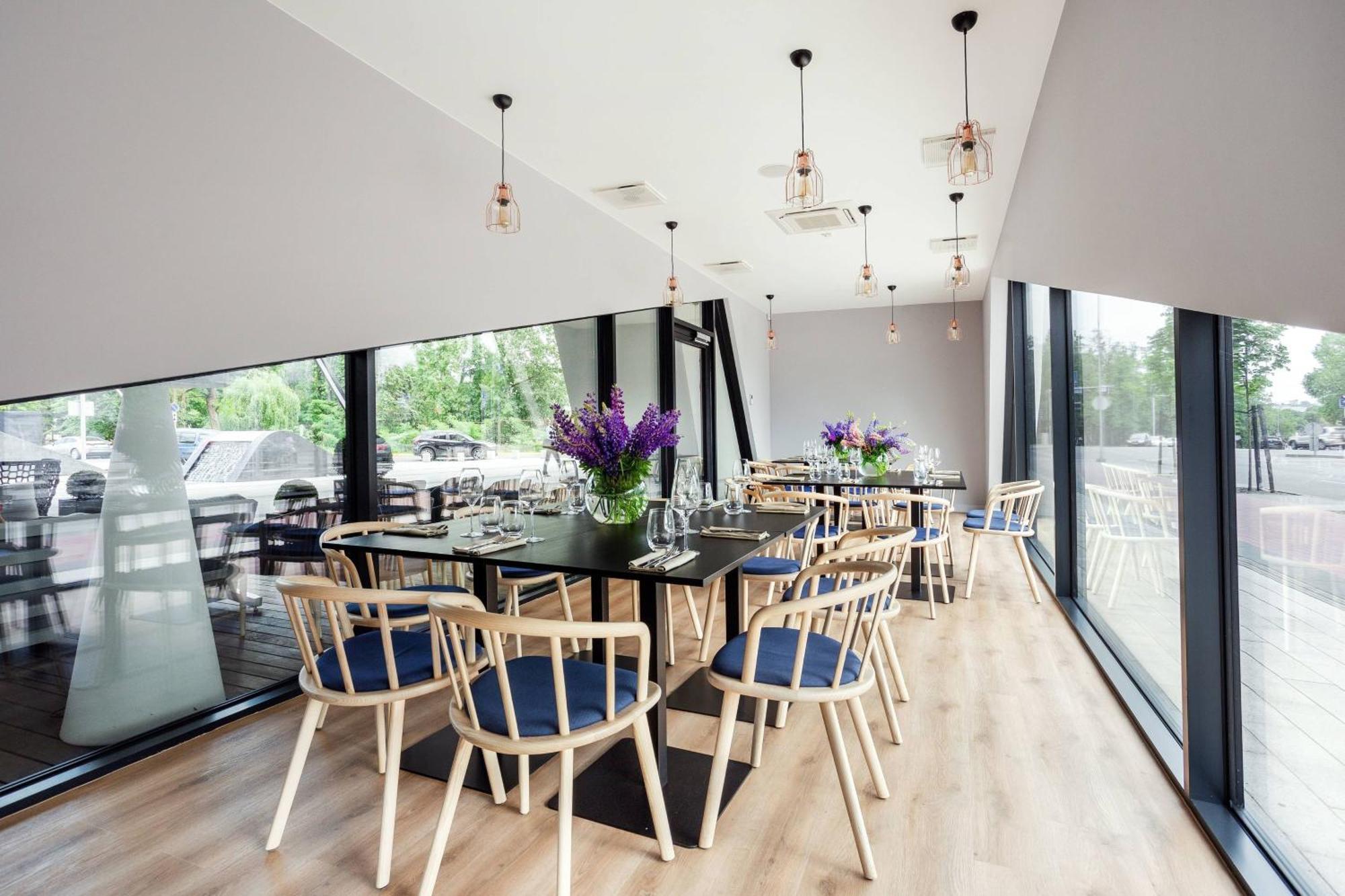 Courtyard By Marriott Vilnius City Center Ngoại thất bức ảnh