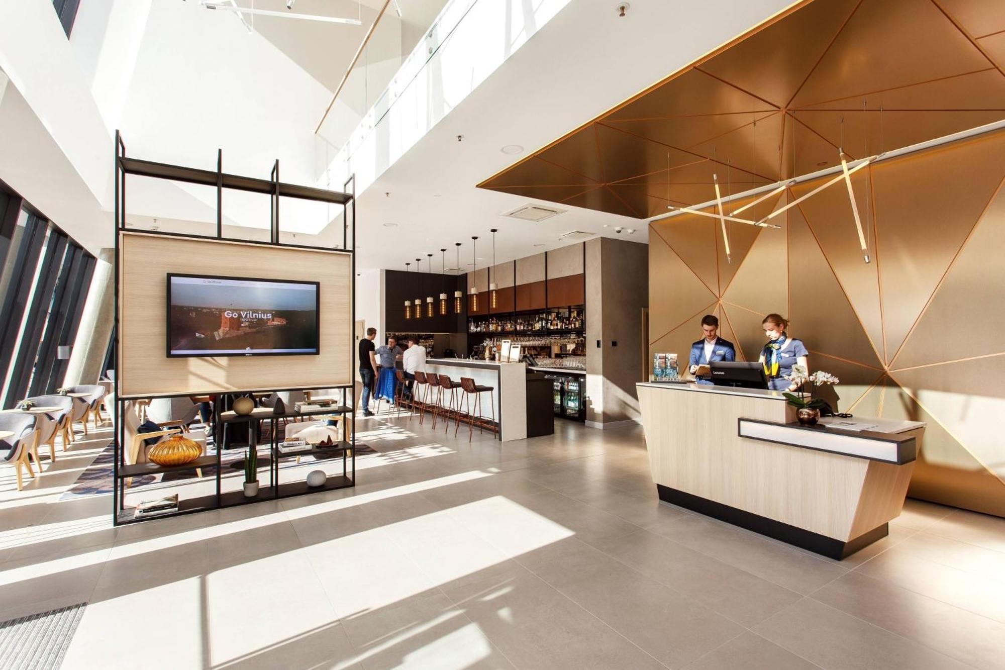 Courtyard By Marriott Vilnius City Center Ngoại thất bức ảnh