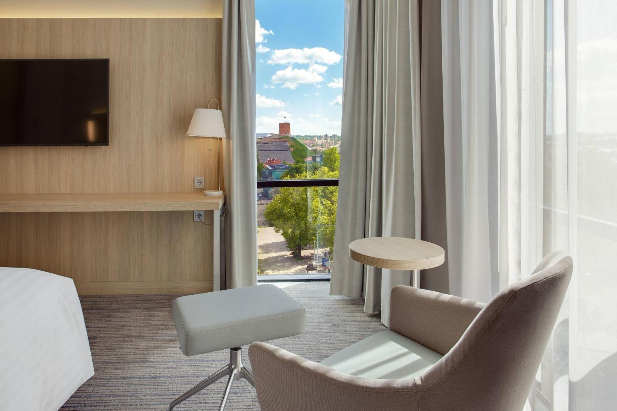 Courtyard By Marriott Vilnius City Center Ngoại thất bức ảnh